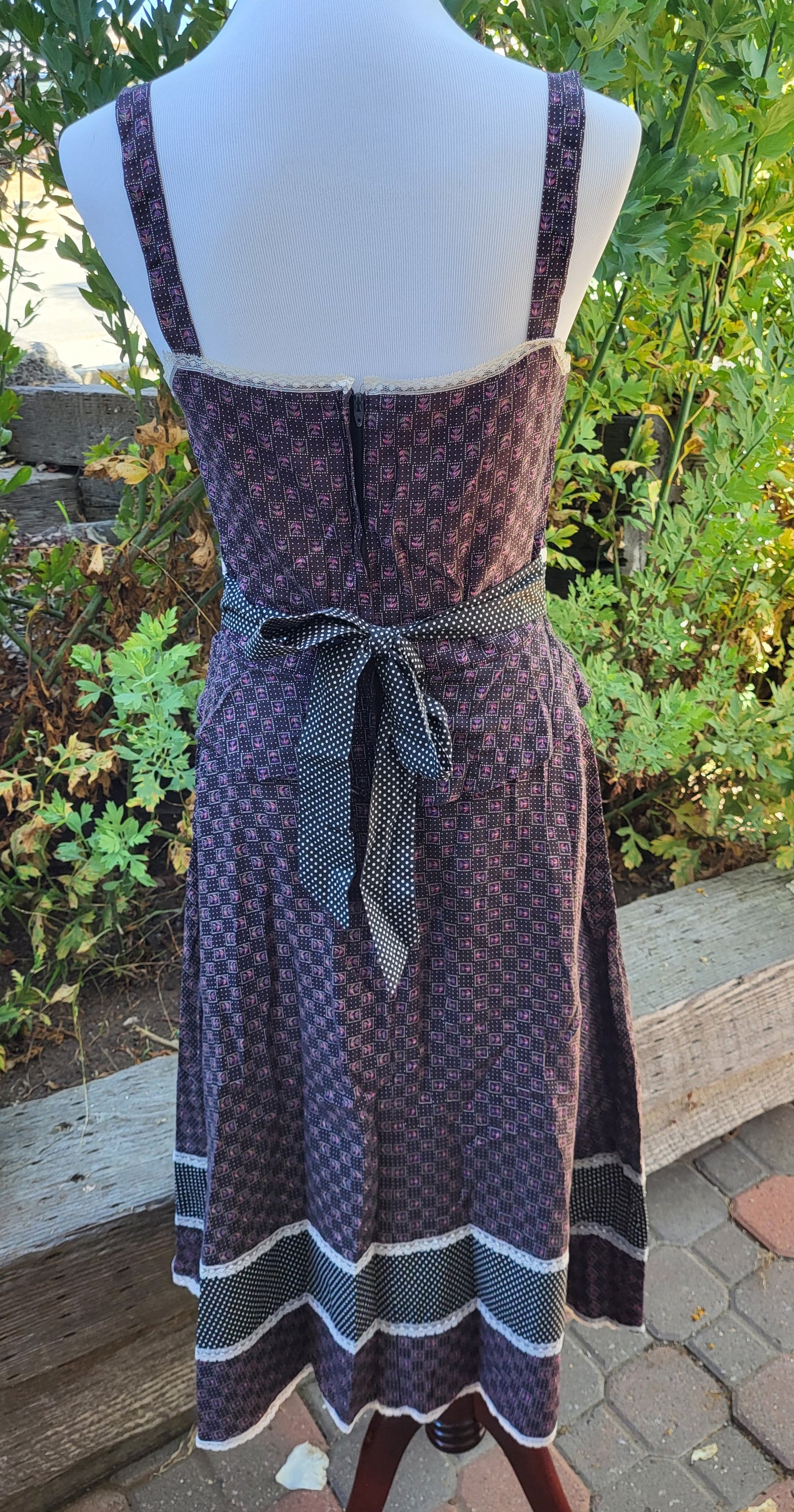 Vintage 70s Corset Calico Print Cottagecore Dress